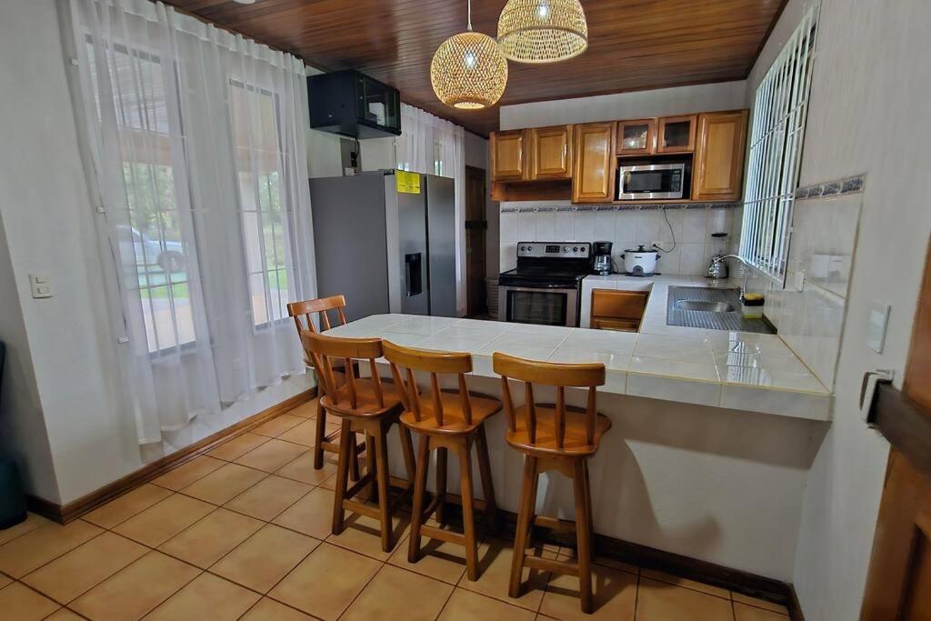 Casa Roble Fortuna La Fortuna Εξωτερικό φωτογραφία