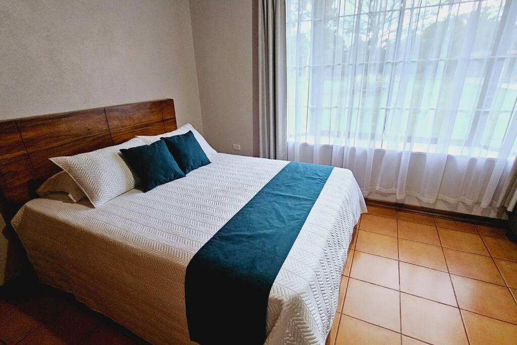Casa Roble Fortuna La Fortuna Εξωτερικό φωτογραφία