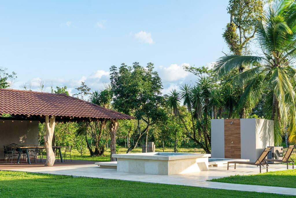 Casa Roble Fortuna La Fortuna Εξωτερικό φωτογραφία